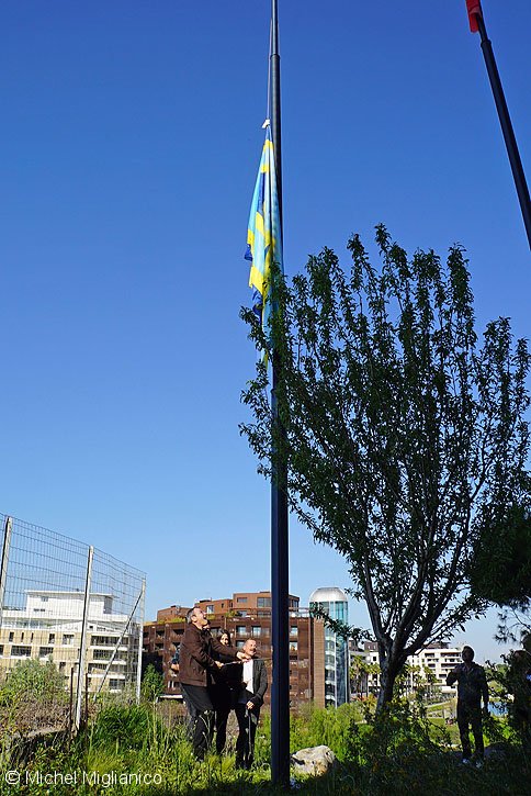 stand_drap_48.jpg