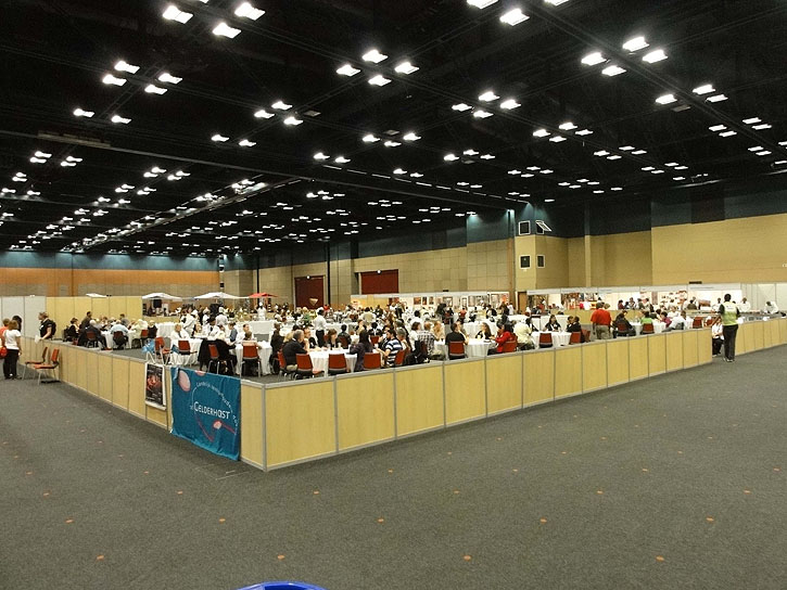 stand_131.jpg