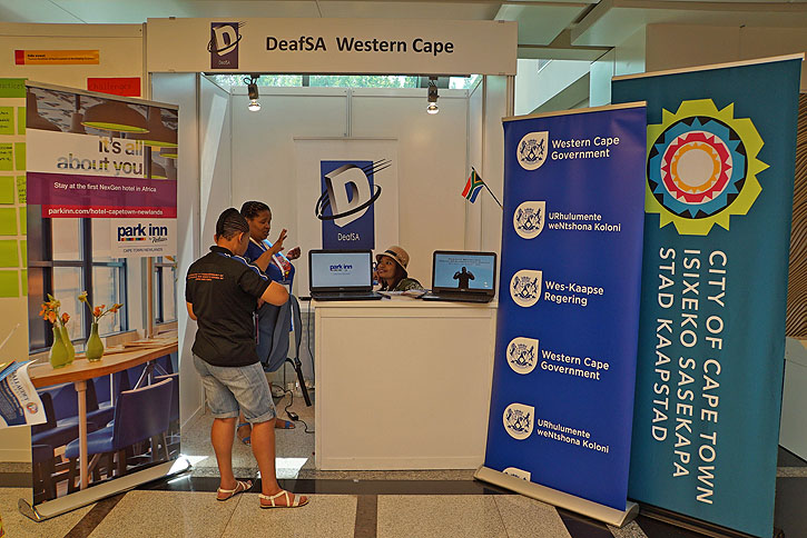 welc-stand_144.jpg