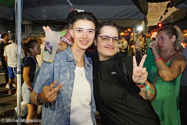 deaf_party_209.jpg