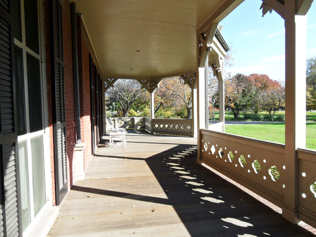 gal_univ_141.JPG